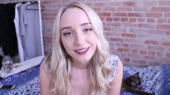 给女友的视频背景音乐,女友视频背景音乐赏析